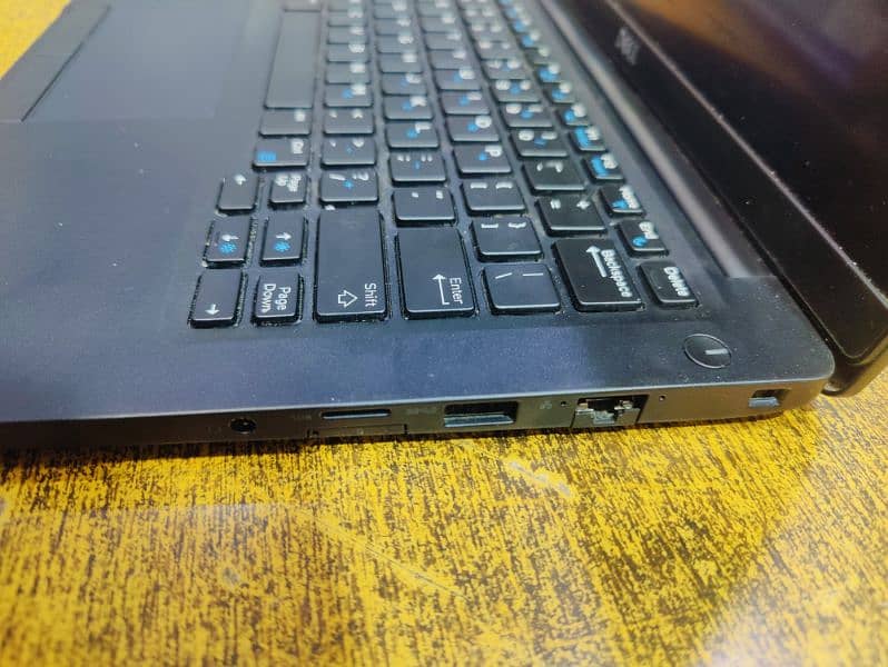 Dell Latitude 7340 3