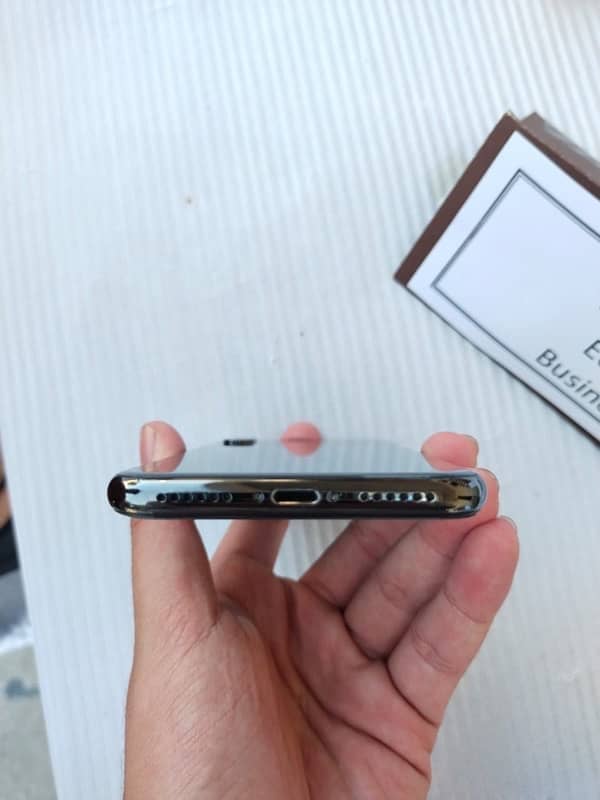 IPHONE X 256gb PTA APPROVED 3