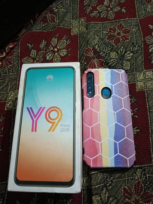 Huawei y9 prime 6 128  argent sale complete box 0