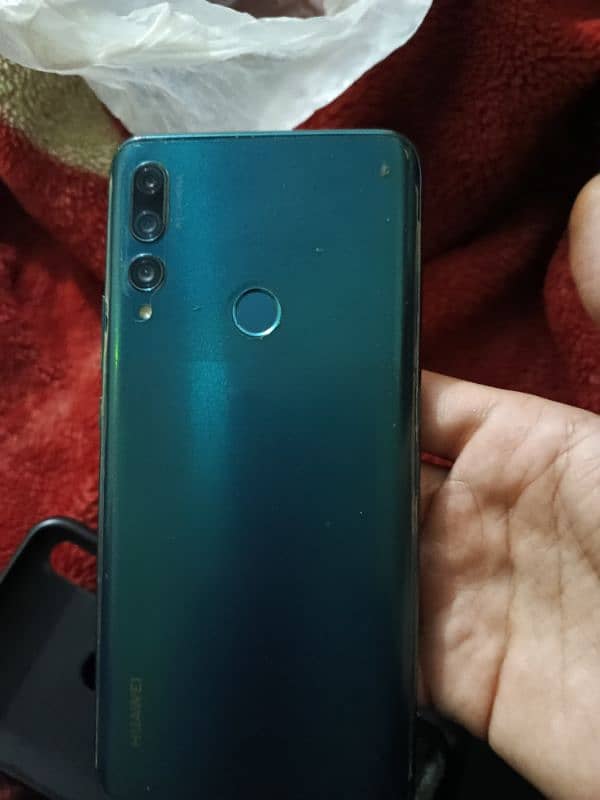 Huawei y9 prime 6 128  argent sale complete box 8