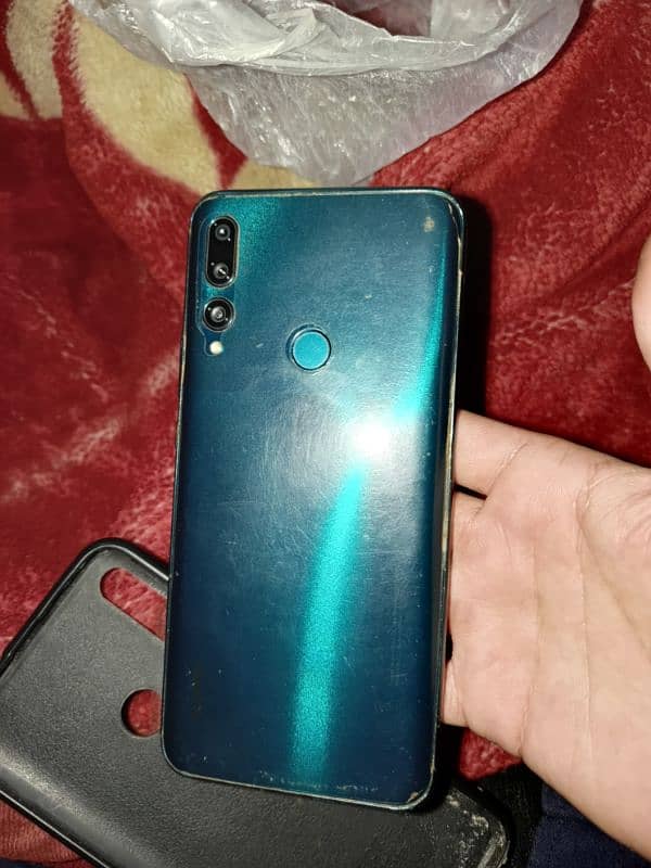 Huawei y9 prime 6 128  argent sale complete box 9