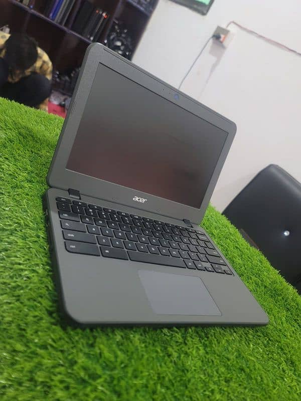 all companies Chromebook stock available at Saahar Communications 2