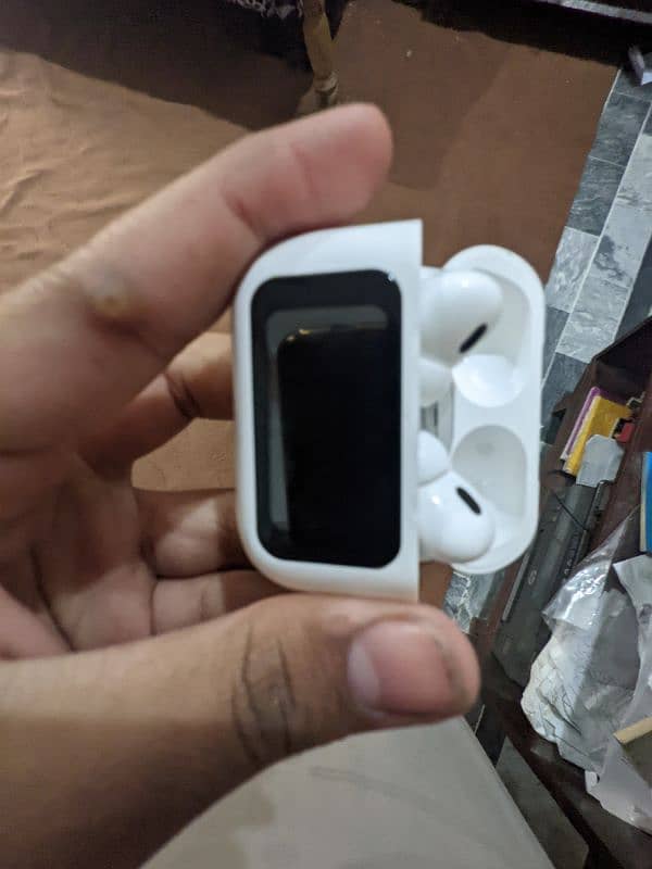 Google pixel 4a 5g with screen air pods 6