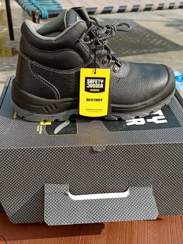 safety shoes 1