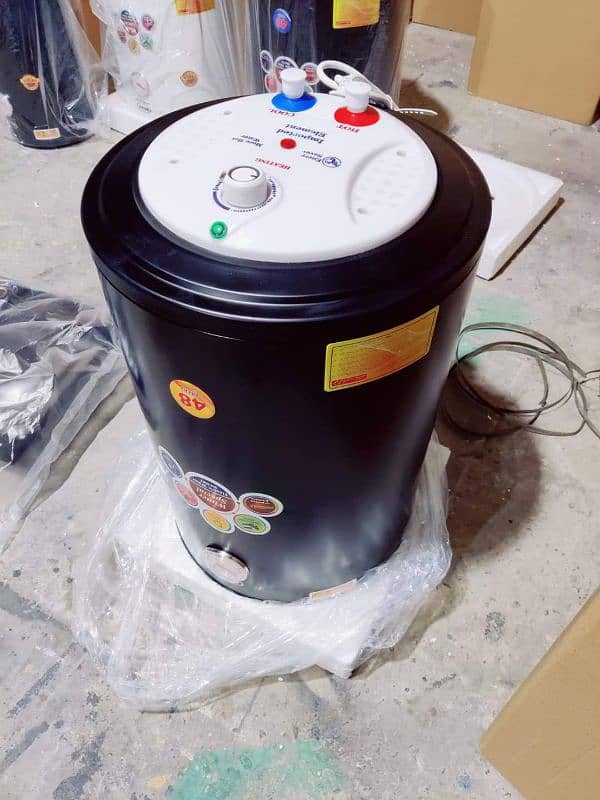 gayser/ electric water heater/ electric Gayser/ Italian Gayser 3