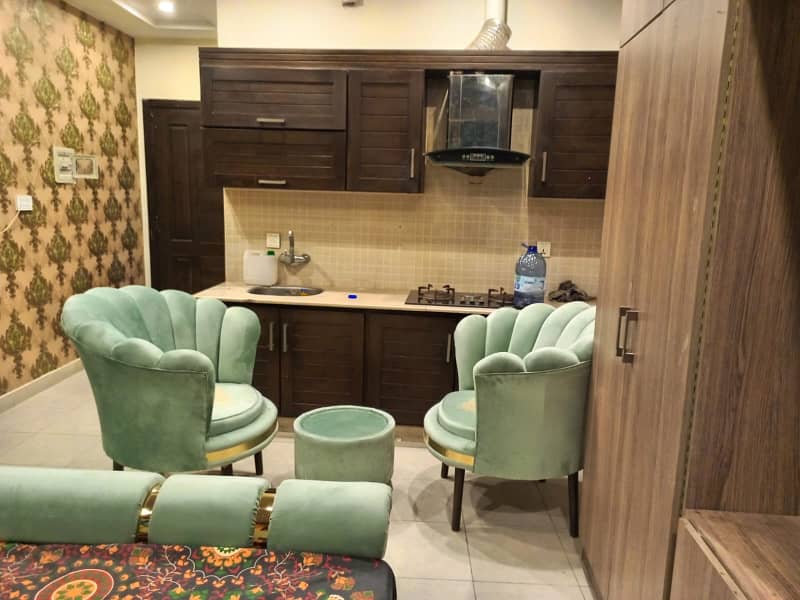 Neat and clean apartment available for rent bahria town phase 7 daily basis 0