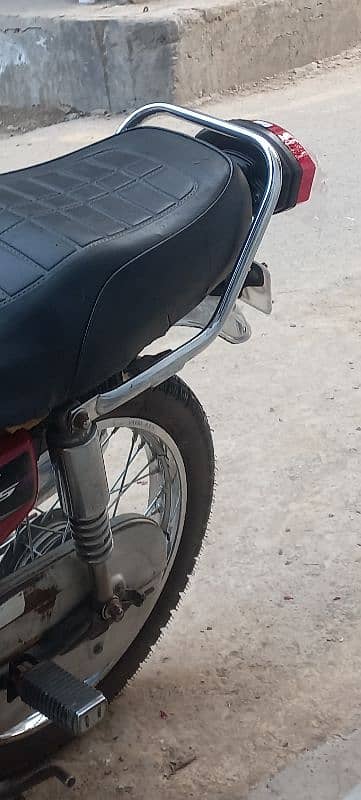 Honda 125 15 Model  All ok 5