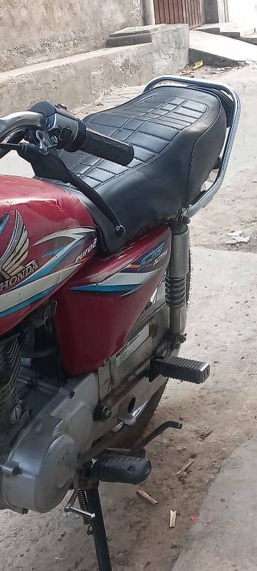 Honda 125 15 Model  All ok 6