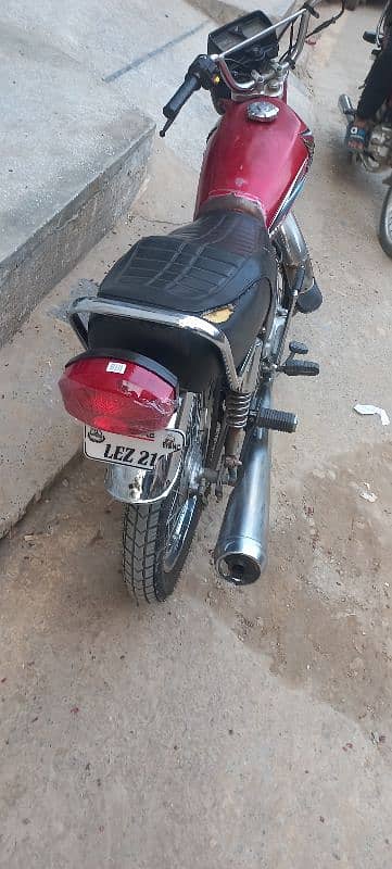 Honda 125 15 Model  All ok 9