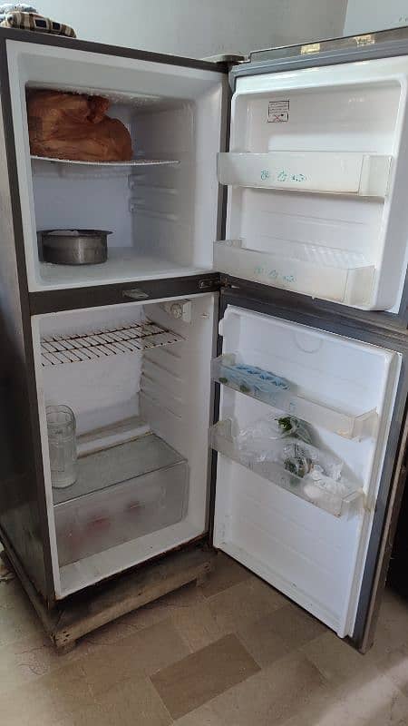 Haier fridge medium size. 1