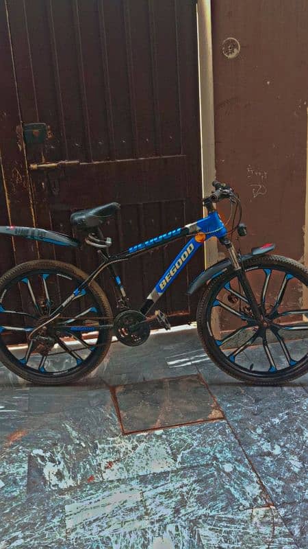 bicycle gear+shauk+disc brakes good condition 0