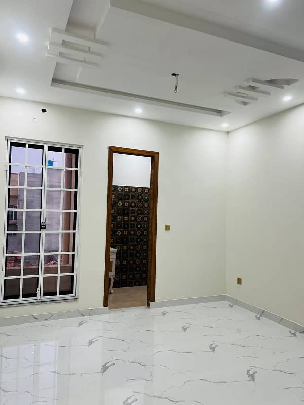 5 MARLA BRAND NEW TRIPLE STORY HOUSE FOR SALE IN NASHEMAN E IQBAL PHASE 2 24