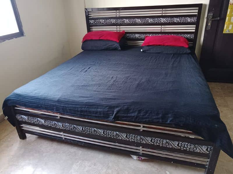 Double bed for sale 2