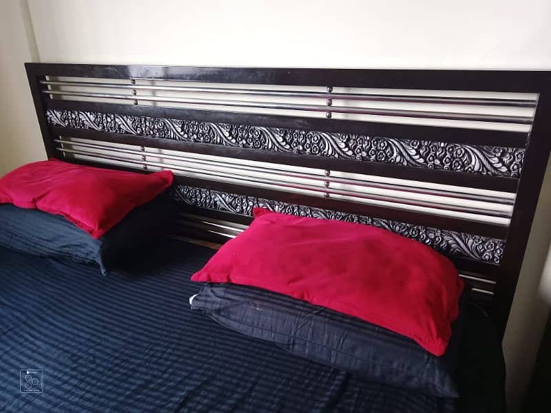 Double bed for sale 3