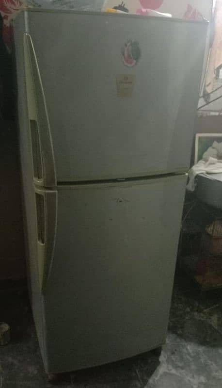 Dawlance fridge very good condition 0