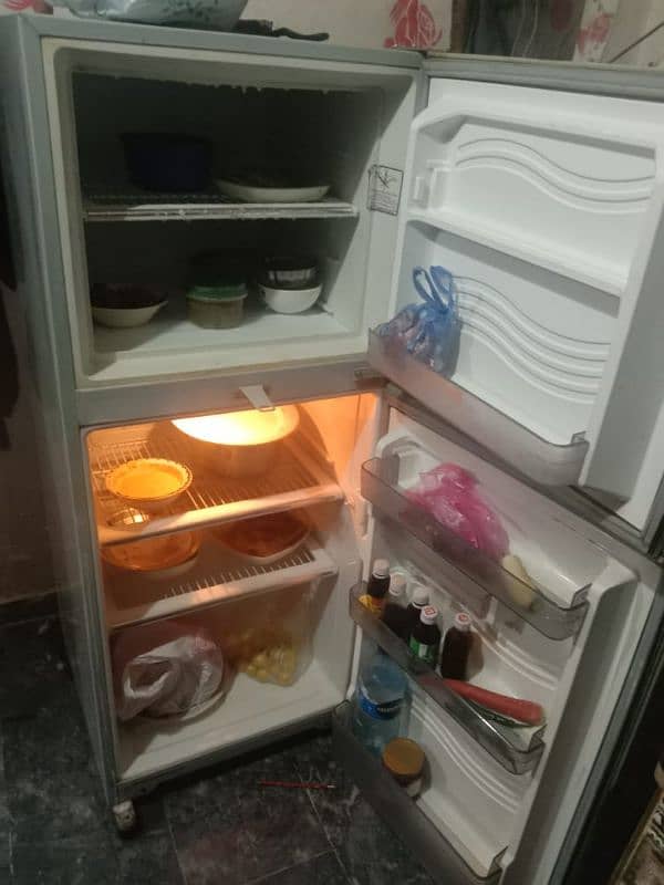 Dawlance fridge very good condition 1