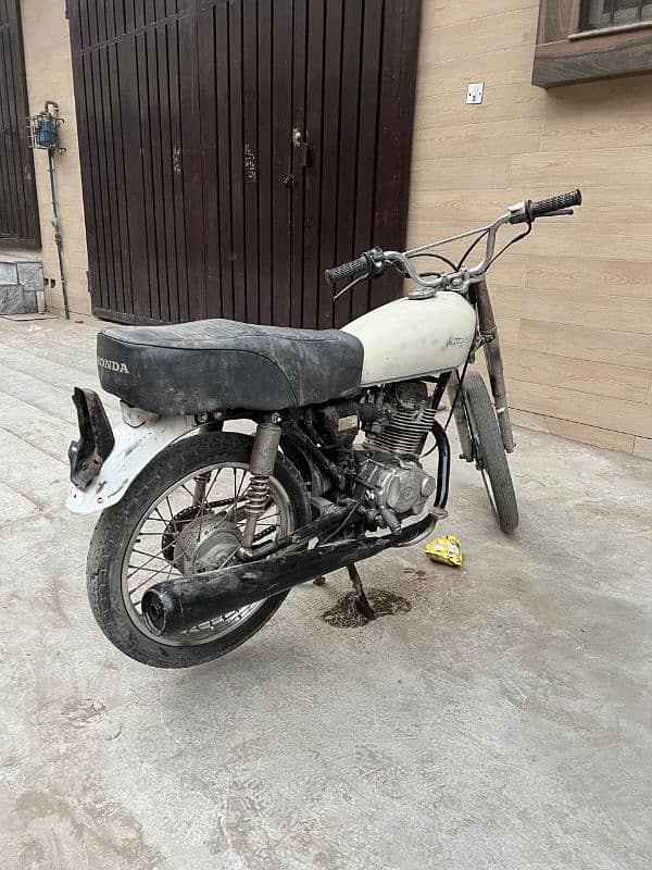 Honda 125 2004 7