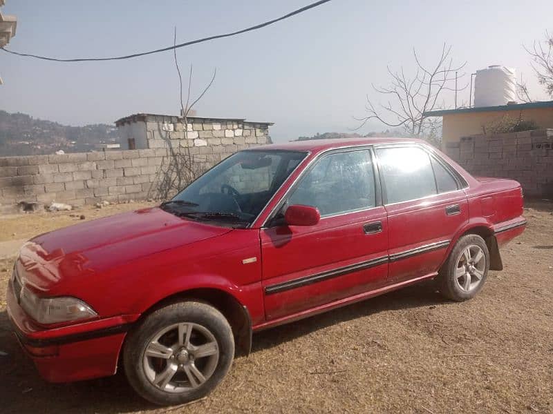 Toyota Corolla 1990 6