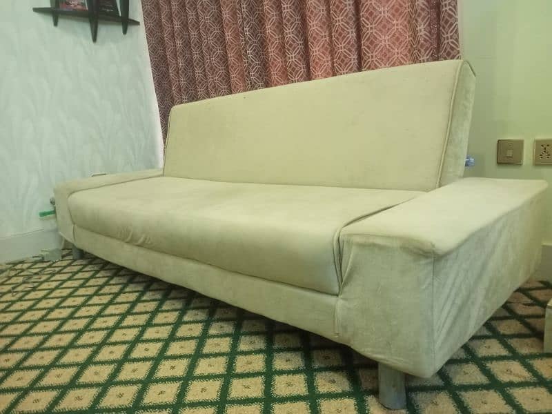 Premium quality sofa/bed for sale 2