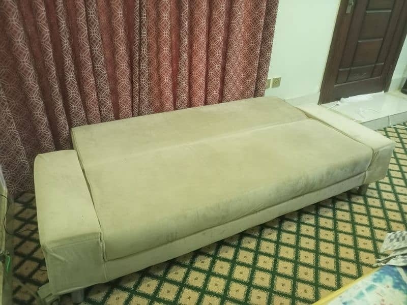 Premium quality sofa/bed for sale 4