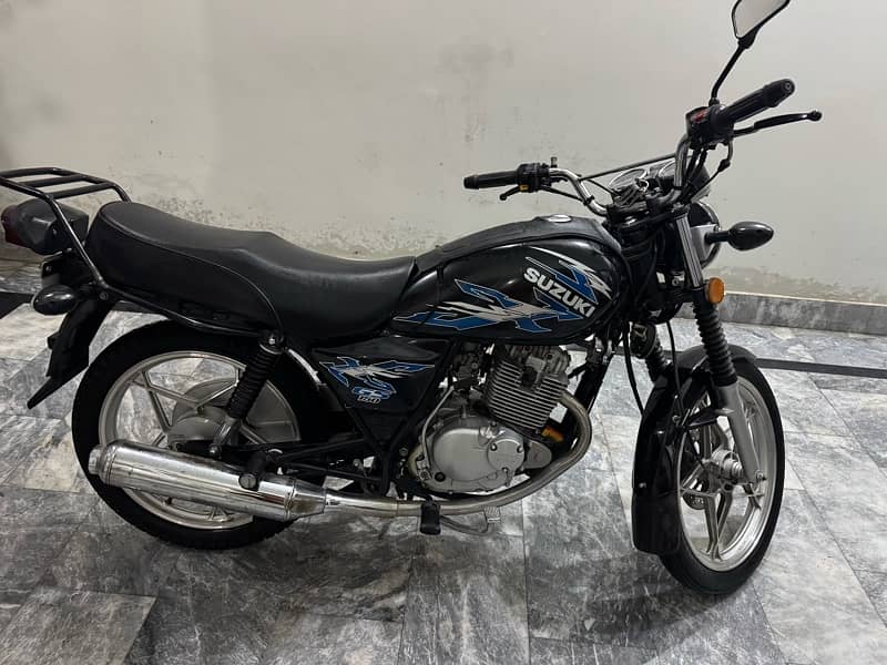 Suzuki Gs 150 11