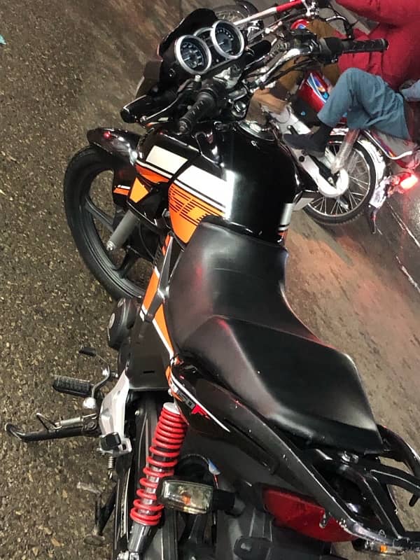 honda cb 150f 2