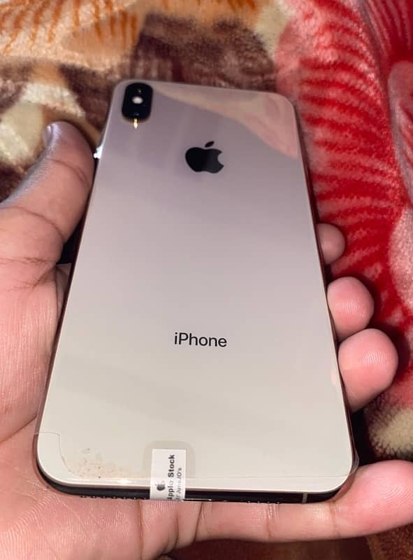 iPhone XS Max  64 GB 1