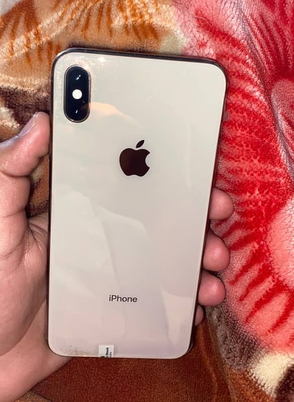 iPhone XS Max  64 GB 2