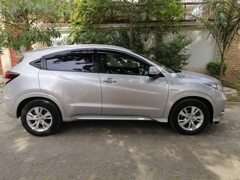 Honda Vezel 2015 0