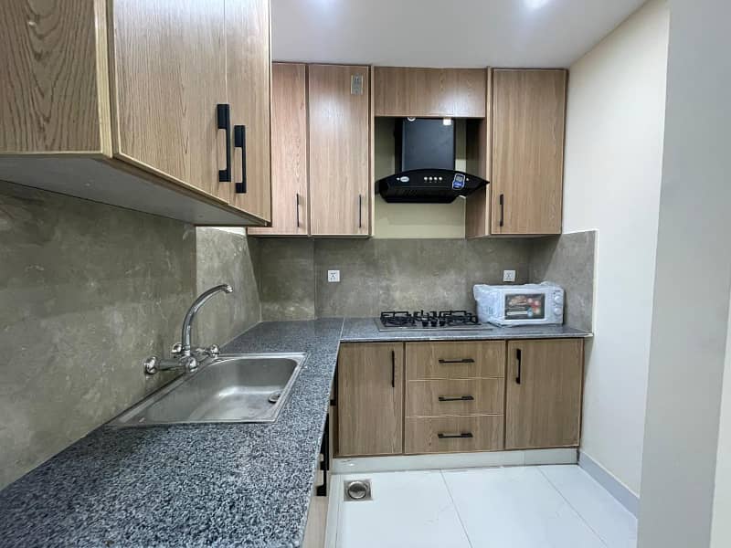 1 Bedroom VIP Full furnish flat per day available in Bahria town Lahore 14