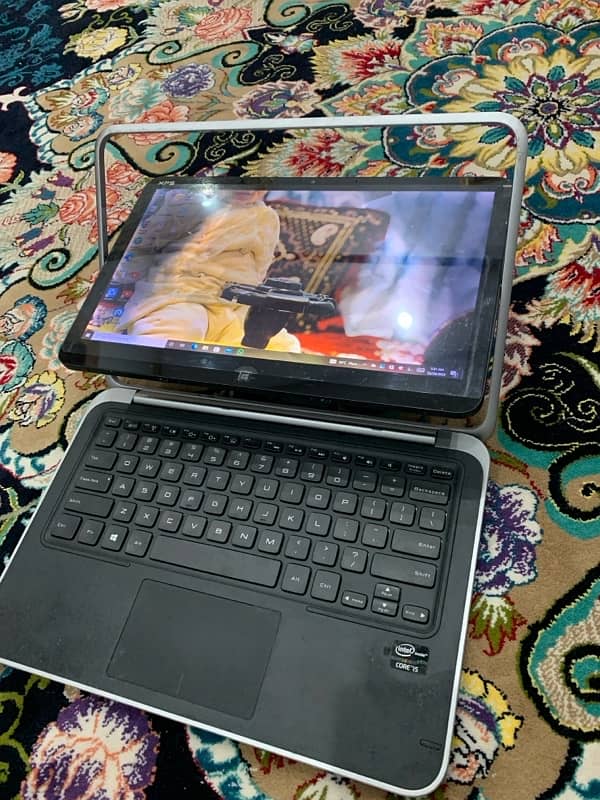 Dell core i5 3rd gen Screen folding 2