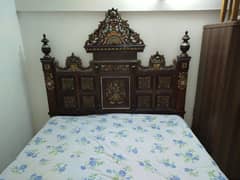 Chinot Bed (King Size)