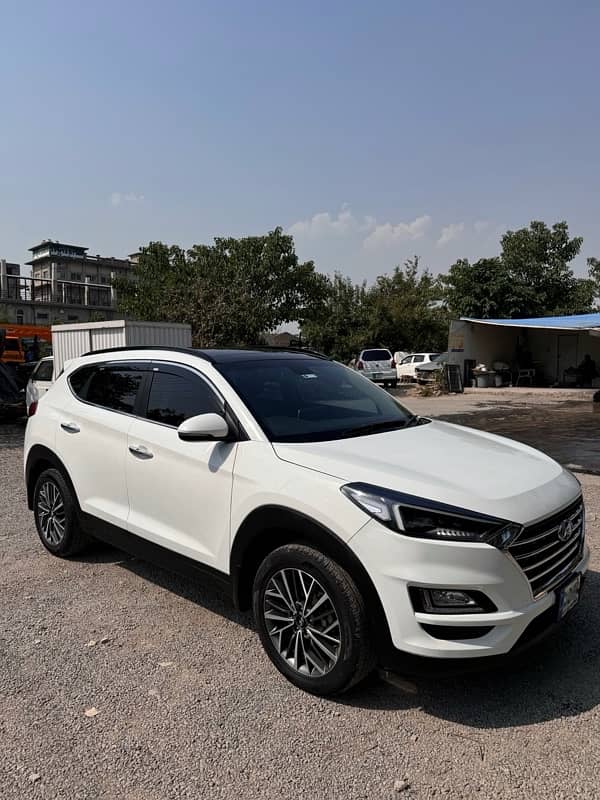 Hyundai tucson AWD A\T Ultimate 2022 0