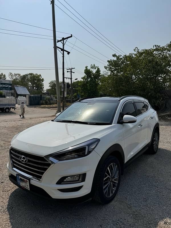 Hyundai tucson AWD A\T Ultimate 2022 3