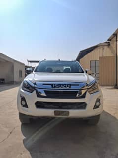 Isuzu D-Max V-Cross Automatic 3.0 2022