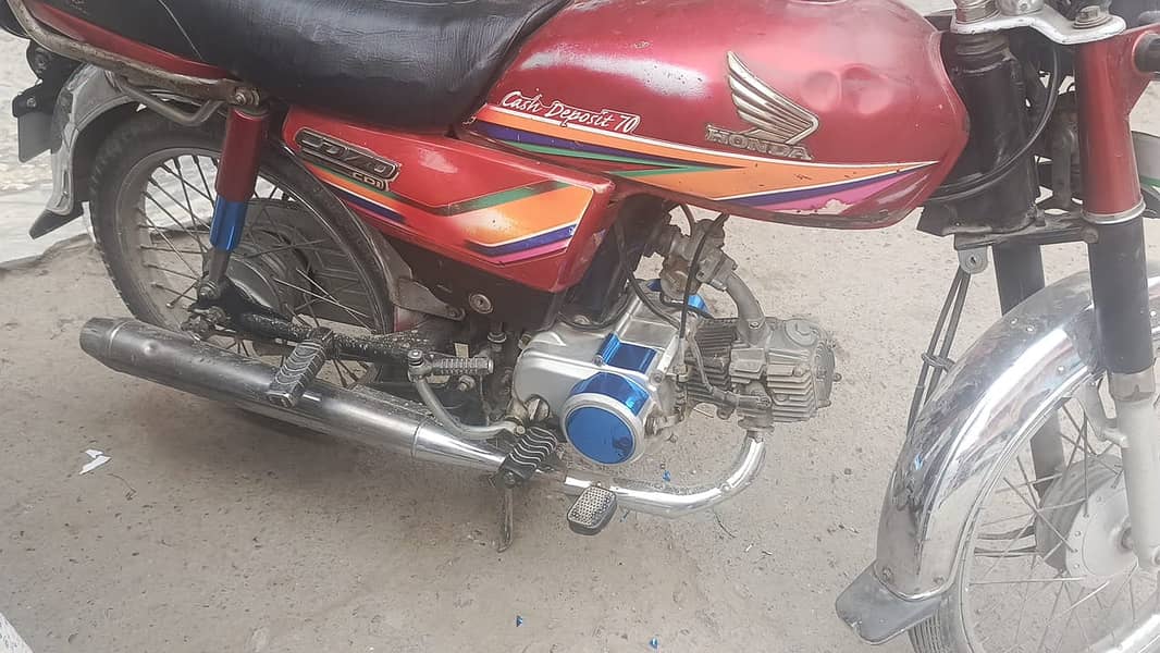 Honda CD 70 2012 Model Lahore number 9