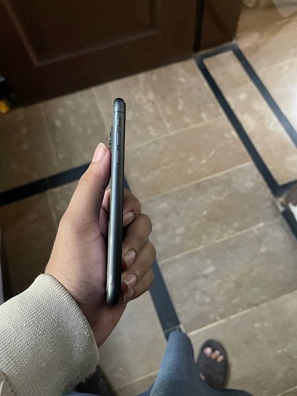 Iphone 11(JV) 64 gb 2