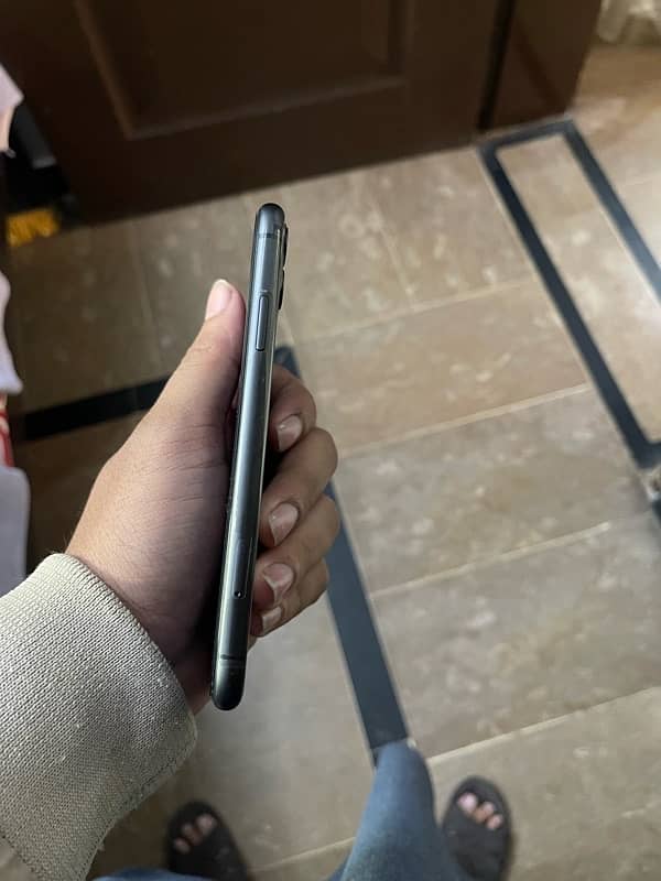 Iphone 11(JV) 64 gb 4