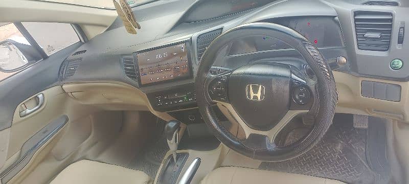 Honda Civic 2013 7