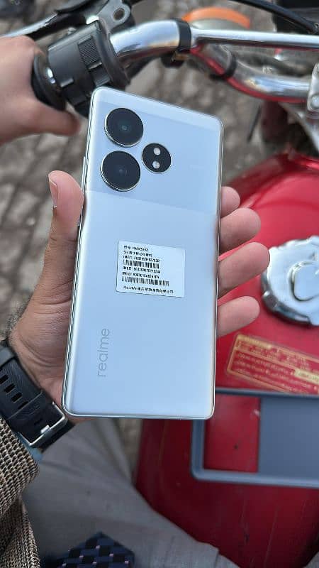 Realme GT Neo 6 12/256 Non Full Box 5