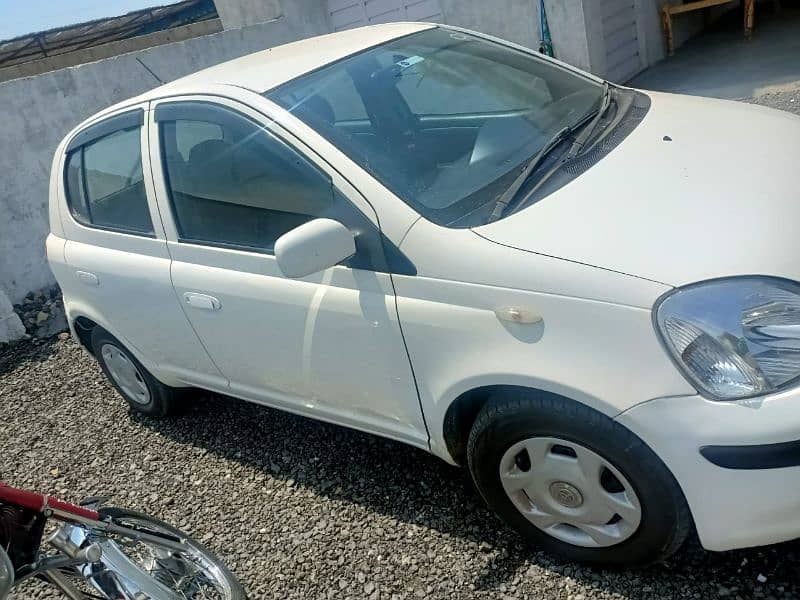 Toyota Vitz 2004 8