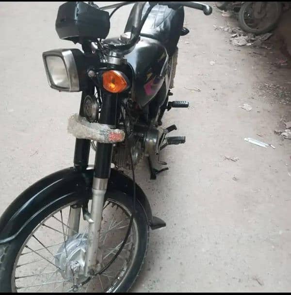 unatied bike 2021 full jenyan injan ok SB ok 03432727814 3