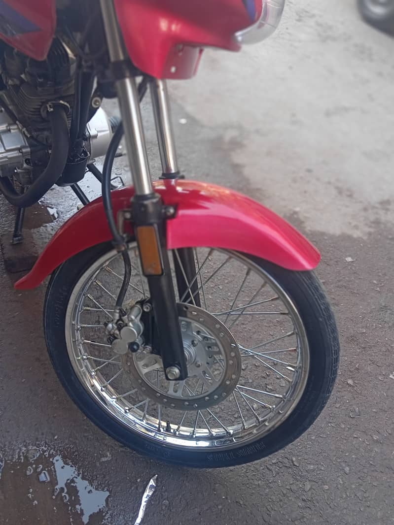 Honda 125 Deluxe 5