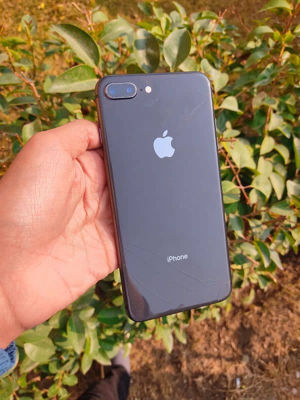 Iphone 8 plus (PTA approved) 2