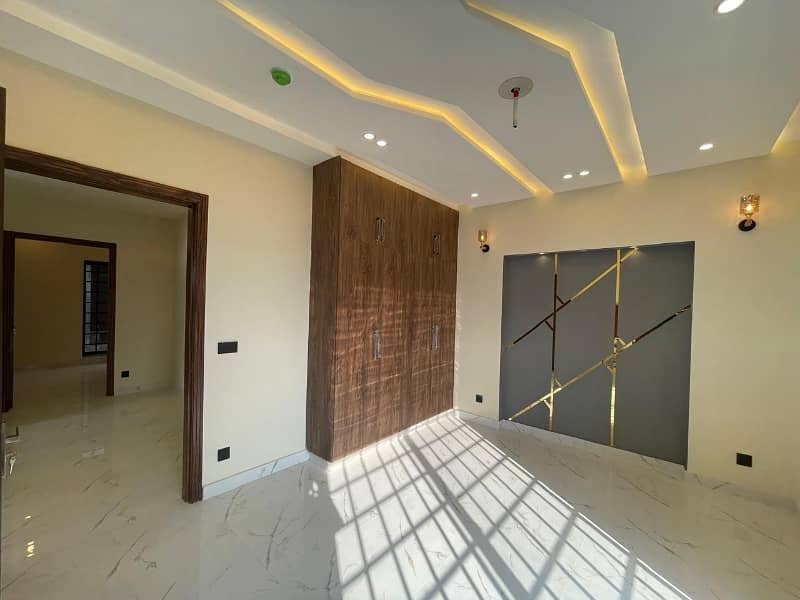 5 MARLA BRAND NEW HOUSE FOR SALE IN DHA RAHBAR BLOCK M 34