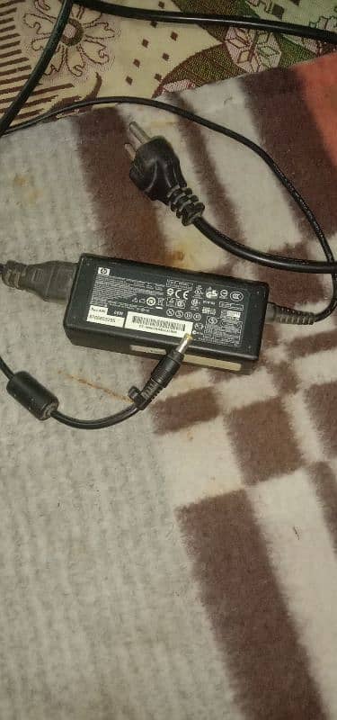 HP laptop charger 0