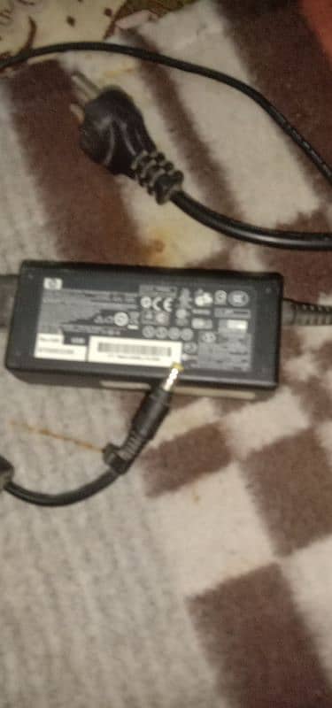 HP laptop charger 1