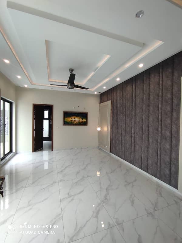 1 KANAL BRAND NEW HOUSE FOR SALE IN VALENCIA SOCIETY BLOCK J 14