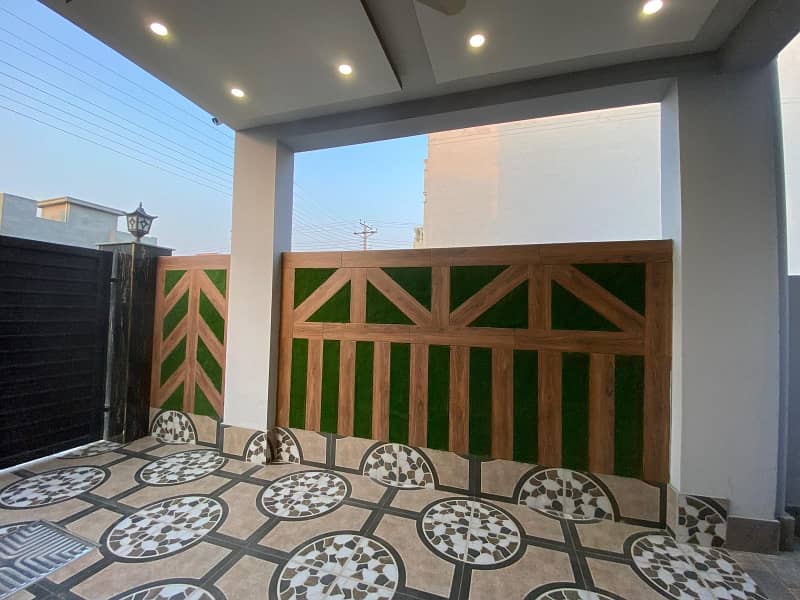 5 MARLA BRAND NEW HOUSE FOR SALE IN DHA RAHBAR BLOCK G 25