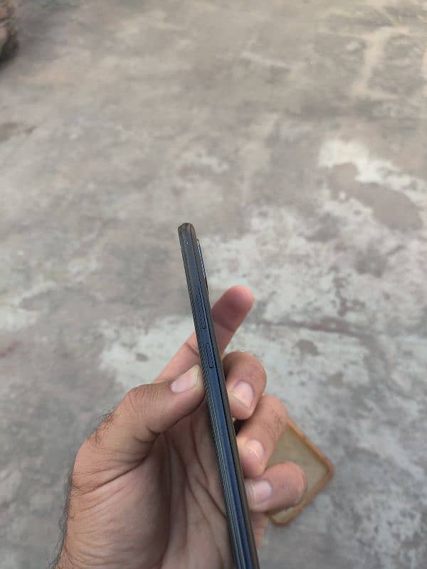 Oppo A16e 4 64 3